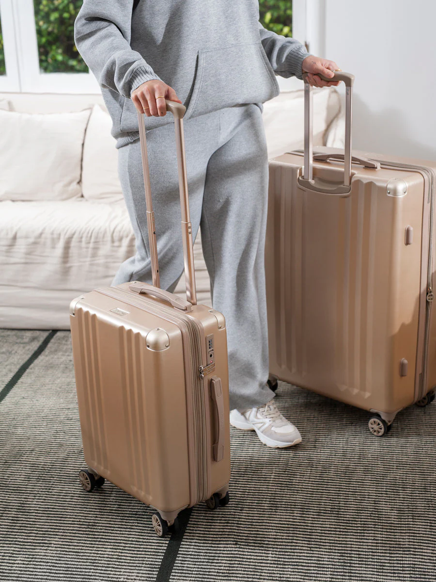 Ambeur 2-Piece Luggage Set - Image 13
