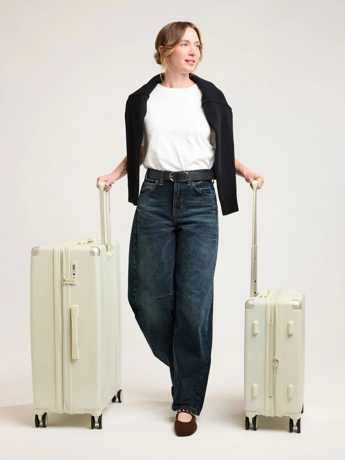 Ambeur 2-Piece Luggage Set - Image 79