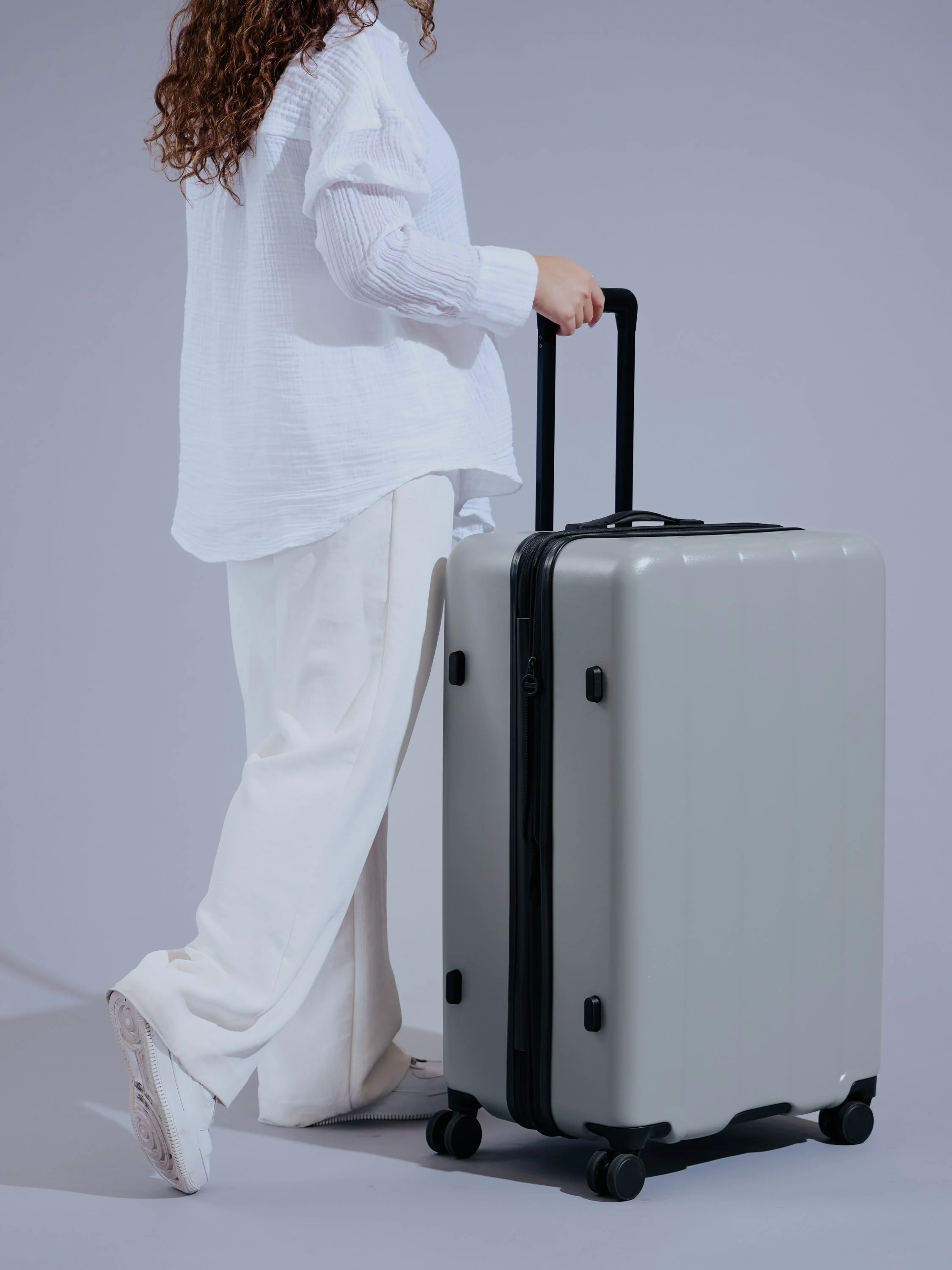 Evry Large Luggage - Image 13