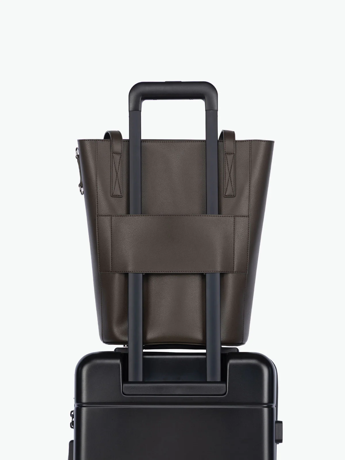 Haven 14" Laptop Bucket Bag - Image 41