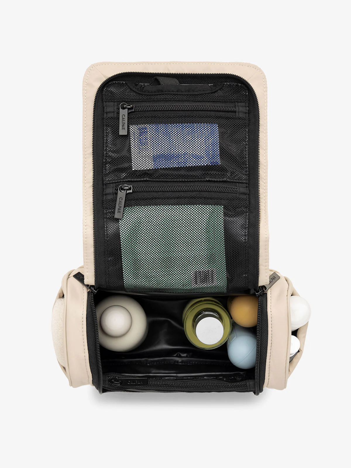 Luka Hanging Toiletry Bag - Image 25