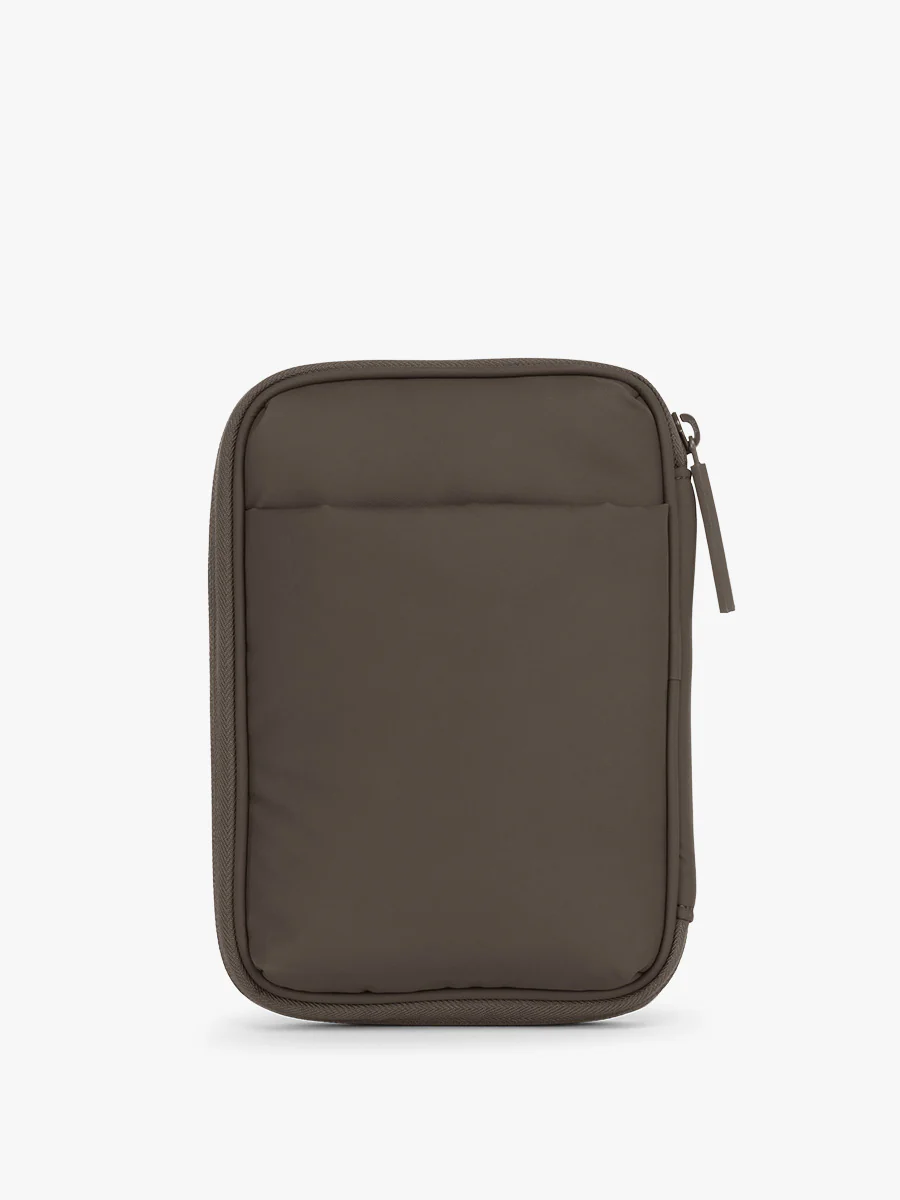 Luka Zip Passport Wallet - Image 74