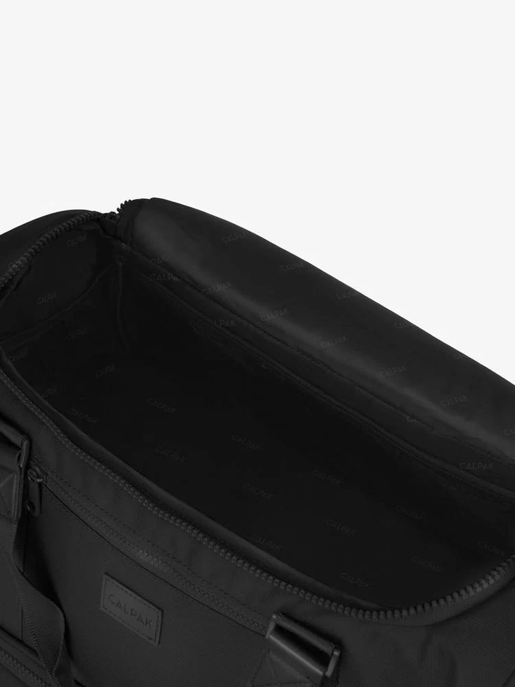 Stevyn Duffel Bag with Shoe Compartment - Image 17