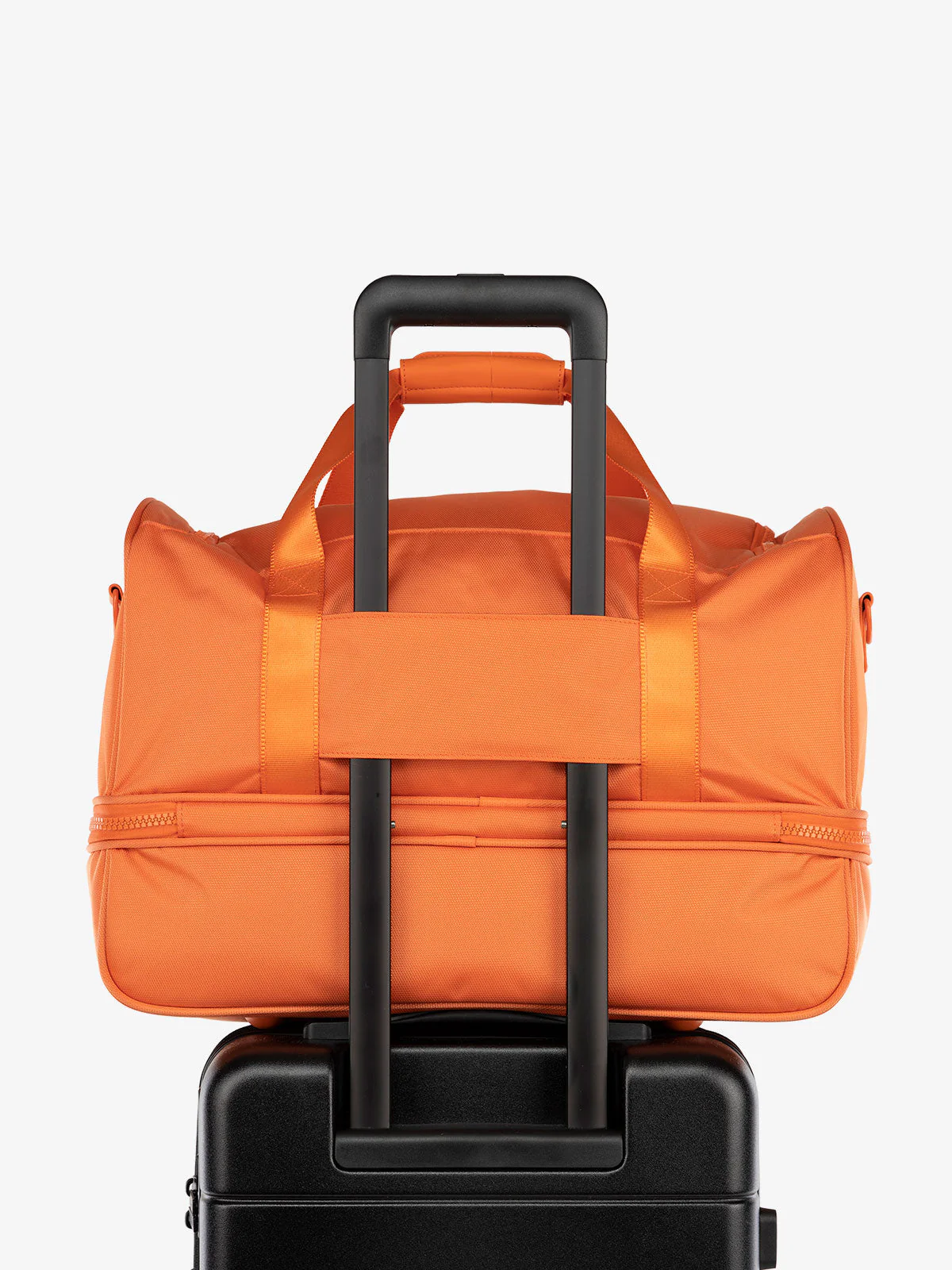 Stevyn Duffel Bag with Shoe Compartment - Image 51