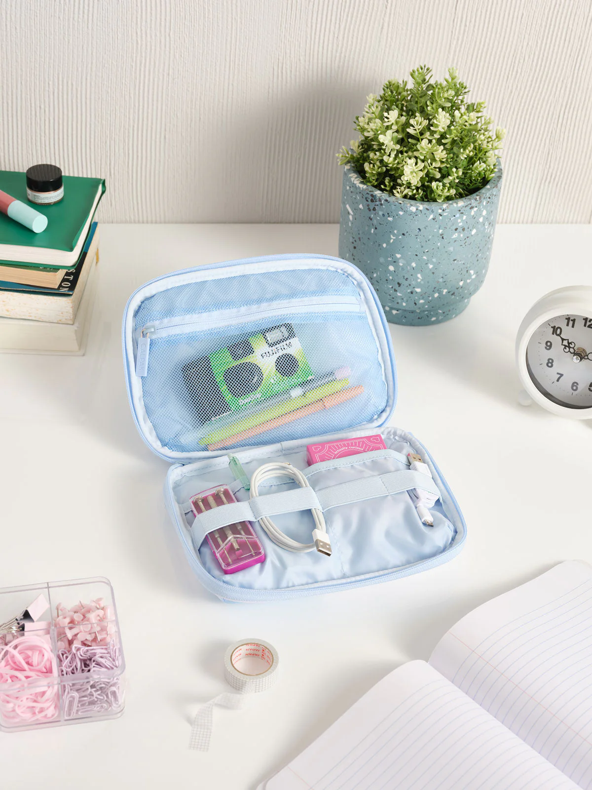 Tech Organizer - Image 31