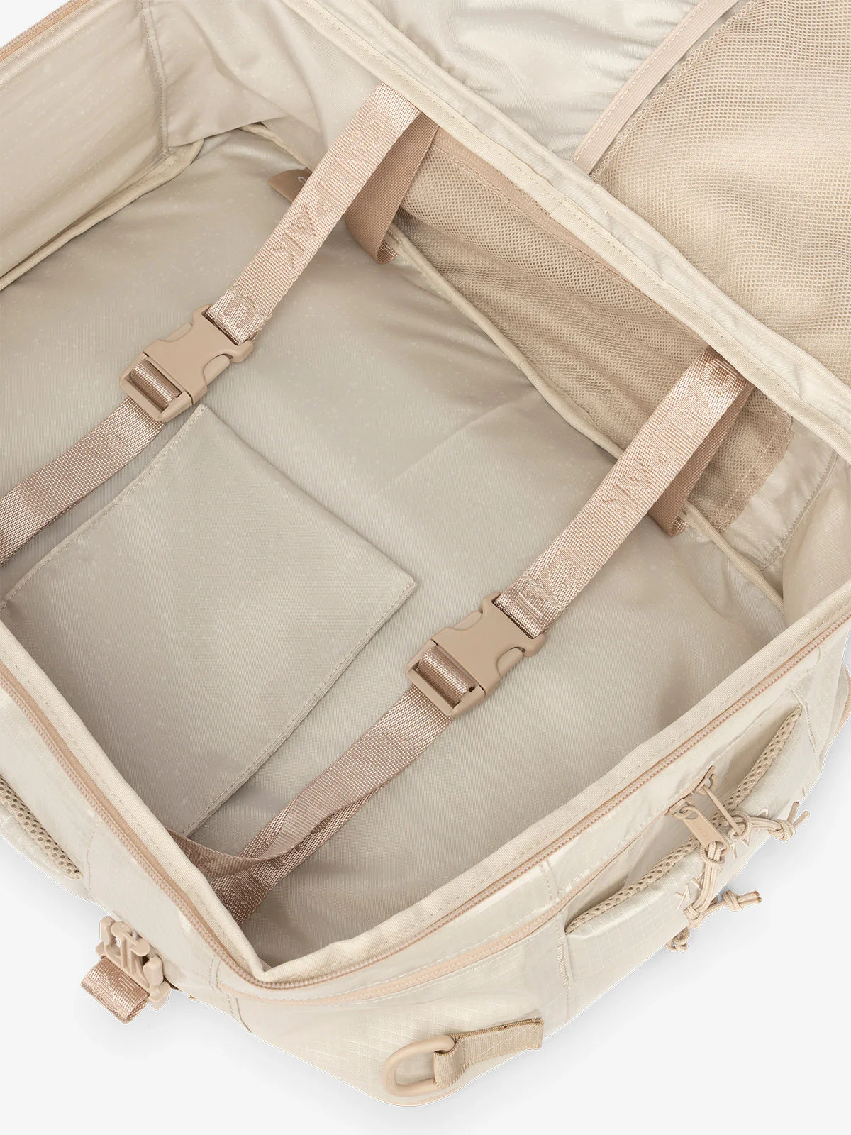 Terra 26L Laptop Duffel Backpack - Image 27