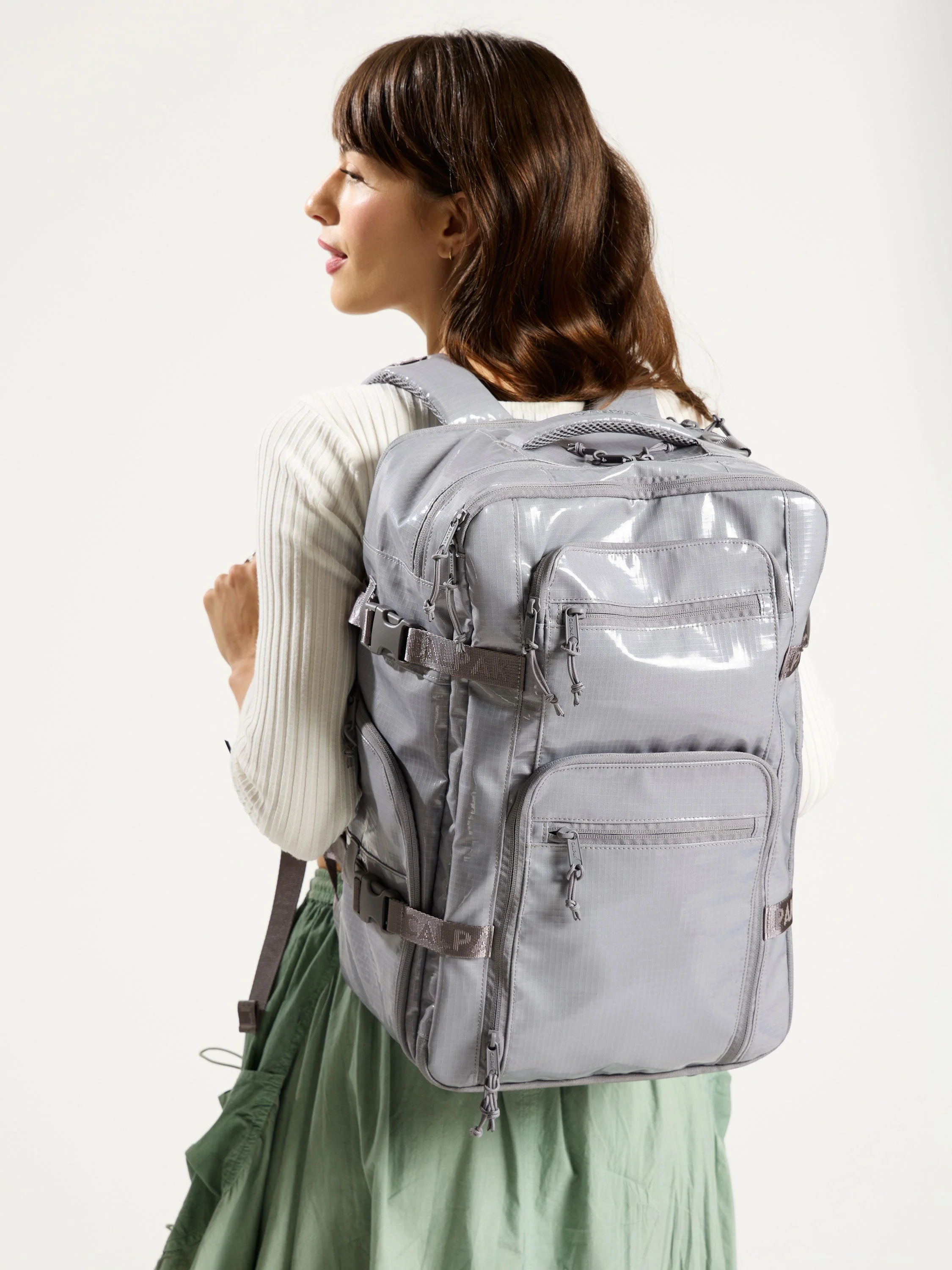 Terra 26L Laptop Duffel Backpack - Image 46