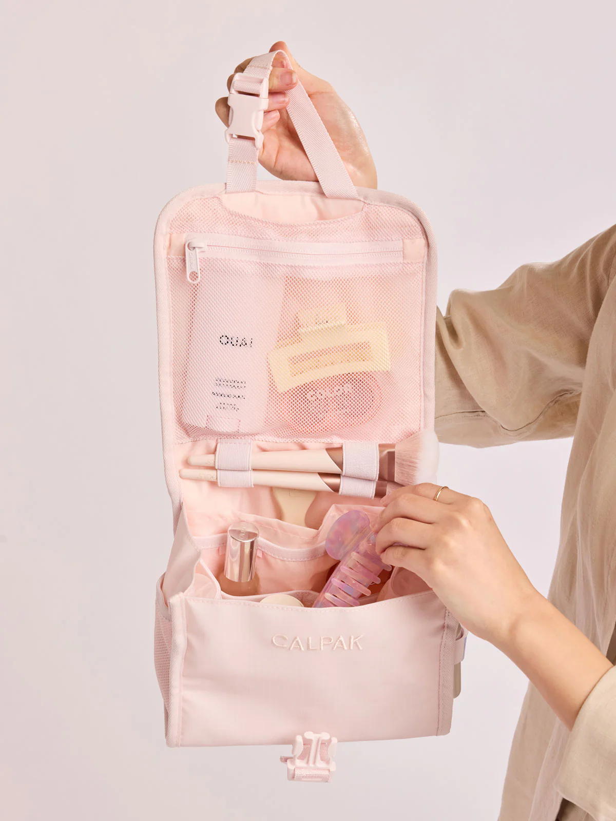 Terra Hanging Toiletry Bag - Image 113