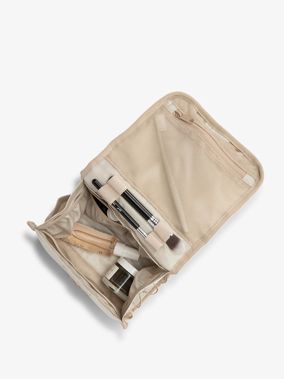 Terra Hanging Toiletry Bag - Image 36